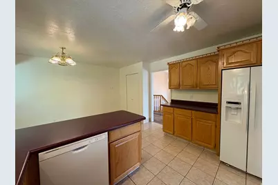 595 E Meadowlark Rd, Orem, UT 84097 - Photo 24
