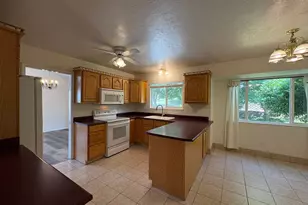 595 E Meadowlark Rd, Orem, UT 84097 - Photo 18