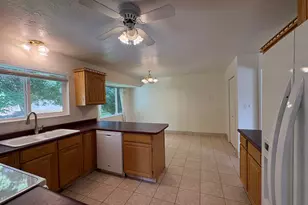 595 E Meadowlark Rd, Orem, UT 84097 - Photo 22