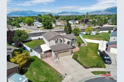 5504 S 3775 W, Roy, UT 84067 - Photo 6