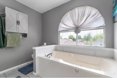 1084 E 1525 N, Layton, UT 84040 - Photo 14