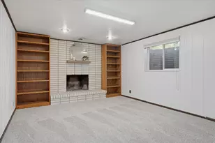 392 E Perrine Dr, Midvale, UT 84047 - Photo 22