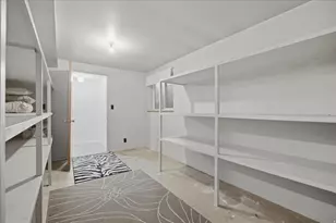392 E Perrine Dr, Midvale, UT 84047 - Photo 30