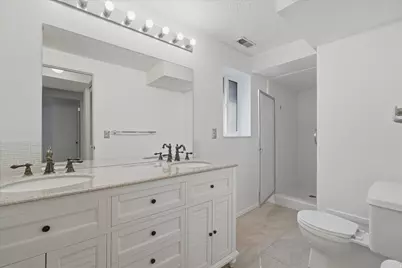392 E Perrine Dr, Midvale, UT 84047 - Photo 18