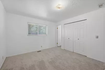 392 E Perrine Dr, Midvale, UT 84047 - Photo 22