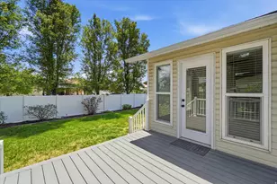392 E Perrine Dr, Midvale, UT 84047 - Photo 46
