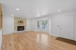 392 E Perrine Dr, Midvale, UT 84047 - Photo 6