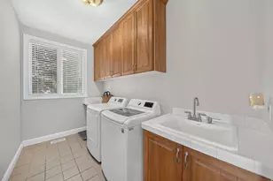 767 E Draper View Rd S, Draper, UT 84020 - Photo 50