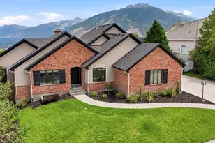 767 E Draper View Rd S, Draper, UT 84020 - Photo 2