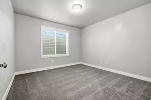 532 W Kit Fox Dr, Saratoga Springs, UT 84045 - Photo 32