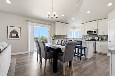 532 W Kit Fox Dr, Saratoga Springs, UT 84045 - Photo 8