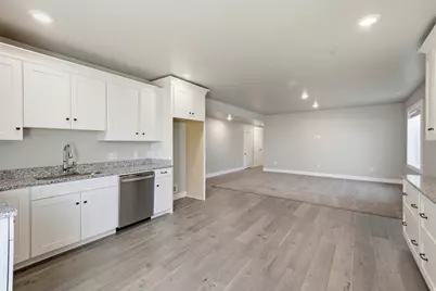 532 W Kit Fox Dr, Saratoga Springs, UT 84045 - Photo 26