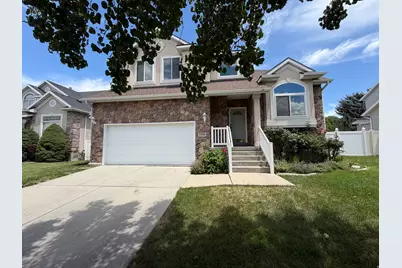 7759 S Sandy Heights Dr, Sandy, UT 84047 - Photo 2