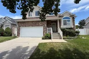 7759 S Sandy Heights Dr, Sandy, UT 84047 - Photo 2