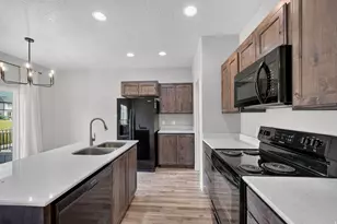 704 N 2560 E, Spanish Fork, UT 84660 - Photo 8