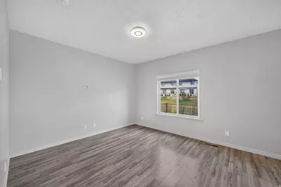 704 N 2560 E, Spanish Fork, UT 84660 - Photo 4
