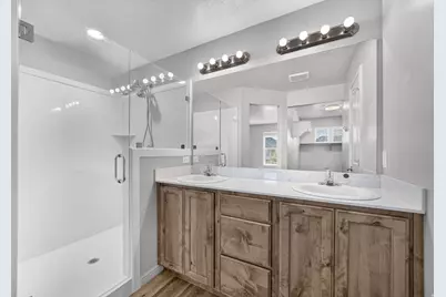 704 N 2560 E, Spanish Fork, UT 84660 - Photo 18