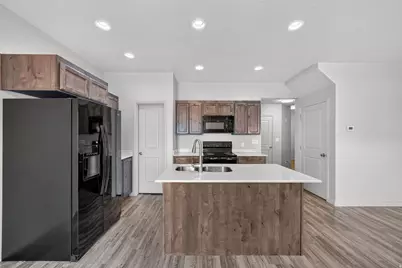 704 N 2560 E, Spanish Fork, UT 84660 - Photo 10