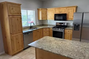3847 E Cunninghill Dr E, Eagle Mountain, UT 84005 - Photo 8