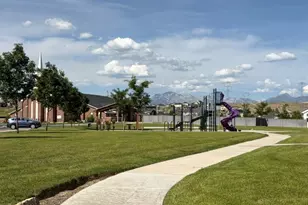 3847 E Cunninghill Dr E, Eagle Mountain, UT 84005 - Photo 22