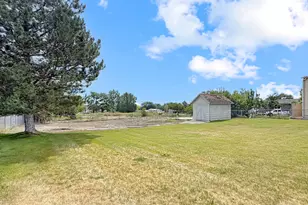 140 N 300 W, Orangeville, UT 84537 - Photo 30