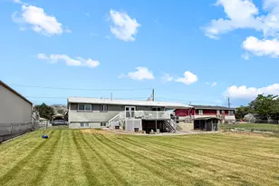 140 N 300 W, Orangeville, UT 84537 - Photo 28