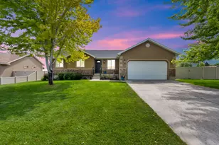 388 N 400 W, Santaquin, UT 84655 - Photo 2