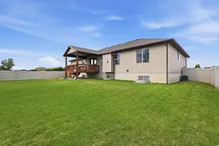 5920 S 4150 W, Roy, UT 84067 - Photo 38