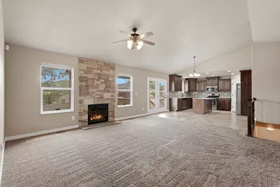 5920 S 4150 W, Roy, UT 84067 - Photo 6