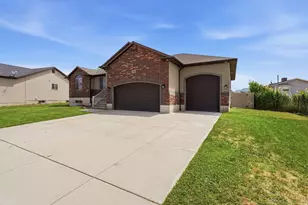 5920 S 4150 W, Roy, UT 84067 - Photo 2