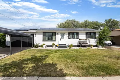 5807 S Bramblewood Ln W, Salt Lake City, UT 84118 - Photo 14