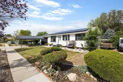 5807 S Bramblewood Ln W, Salt Lake City, UT 84118 - Photo 2