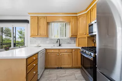 5807 S Bramblewood Ln W, Salt Lake City, UT 84118 - Photo 6