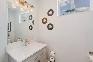 1572 S Sage View Ct, Saratoga Springs, UT 84045 - Photo 20