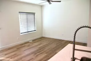 884 N Glen Eagle, Tooele, UT 84074 - Photo 4