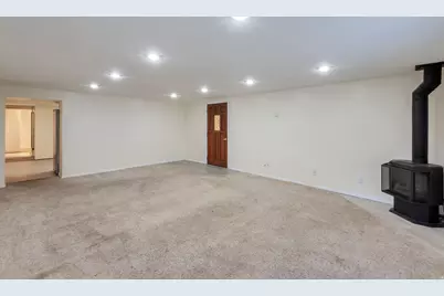 2152 Carriage Ave, Riverton, UT 84065 - Photo 32