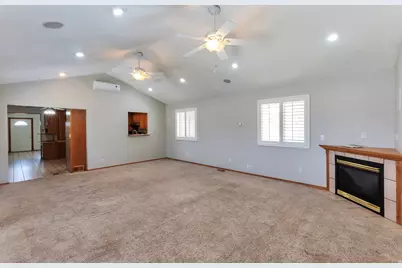 2152 Carriage Ave, Riverton, UT 84065 - Photo 10