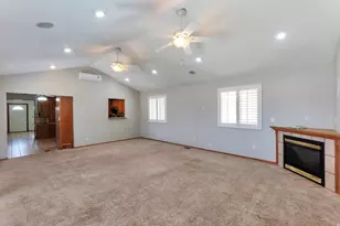 2152 Carriage Ave, Riverton, UT 84065 - Photo 10