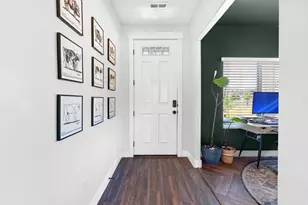 3239 S Iron Hl Cir, Saratoga Springs, UT 84045 - Photo 2