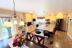 11228 S 2515 W, South Jordan, UT 84095 - Photo 8