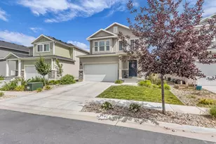2246 W Bluebird Dr, West Haven, UT 84401 - Photo 2