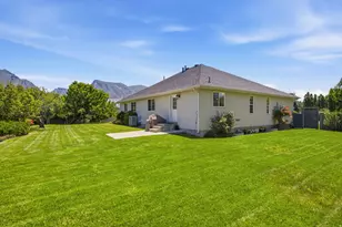 5562 W 11200 N, Highland, UT 84003 - Photo 36