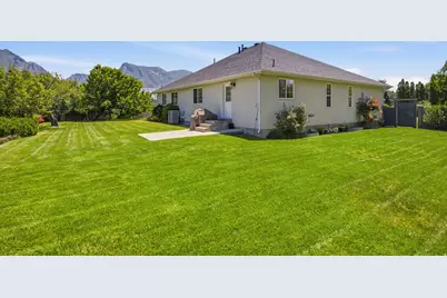 5562 W 11200 N, Highland, UT 84003 - Photo 38