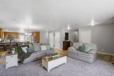 5562 W 11200 N, Highland, UT 84003 - Photo 8