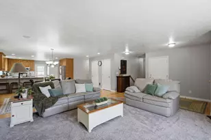 5562 W 11200 N, Highland, UT 84003 - Photo 8