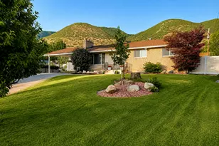 1020 Wil'mar Pl, Centerville, UT 84014 - Photo 1