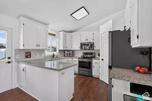 14038 S Van Cott Peak Circle, Riverton, UT 84096 - Photo 4