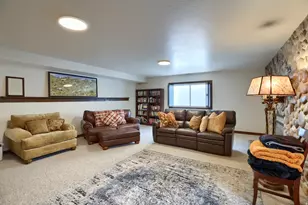 5708 S 950 E, South Ogden, UT 84405 - Photo 40