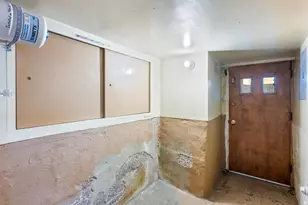 1048 E Barbara Pl, Salt Lake City, UT 84102 - Photo 20