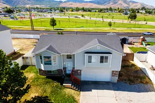 442 E Lindy N, Tooele, UT 84074 - Photo 2